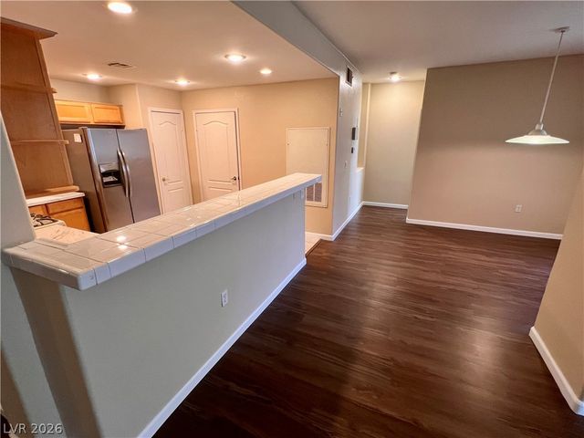 2325 Windmill Parkway 1813, Henderson, NV 89074