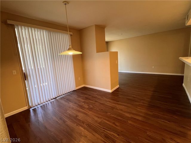 2325 Windmill Parkway 1813, Henderson, NV 89074
