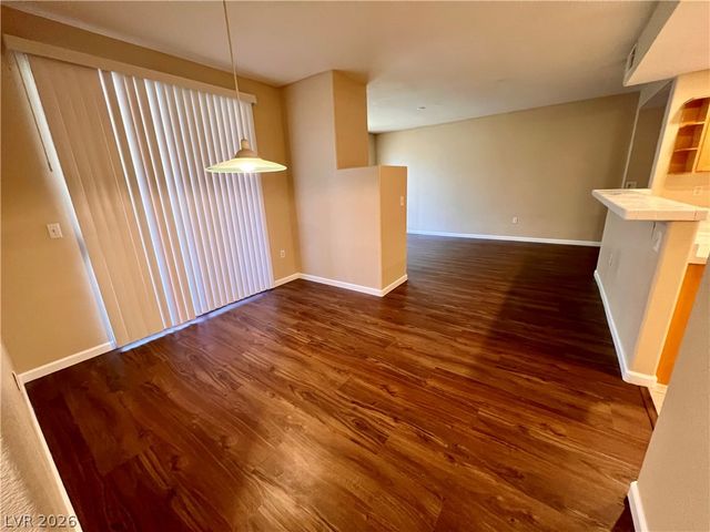 2325 Windmill Parkway 1813, Henderson, NV 89074