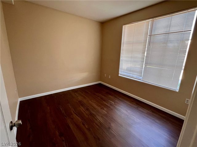 2325 Windmill Parkway 1813, Henderson, NV 89074