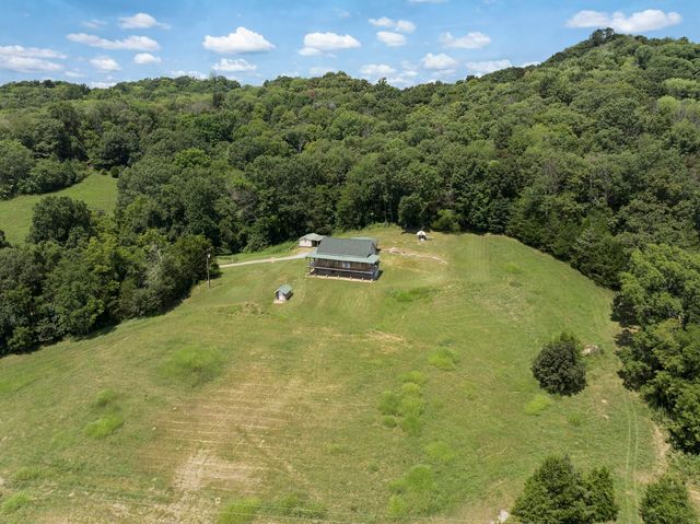 4375 Hollis Creek Rd, Woodbury, TN 37190