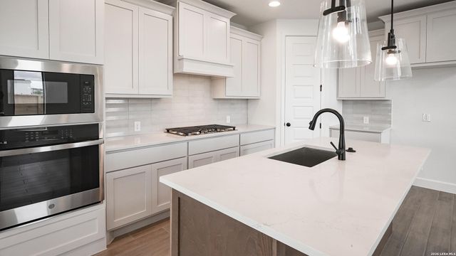 1918 Friedrich Way, New Braunfels, TX 78130