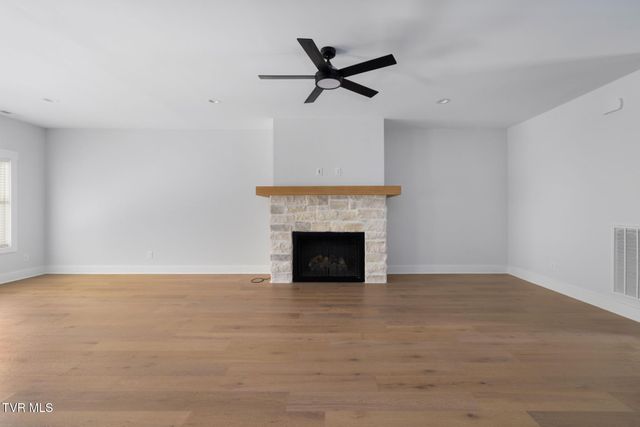 235 Winston Place, Johnson City, TN 37615