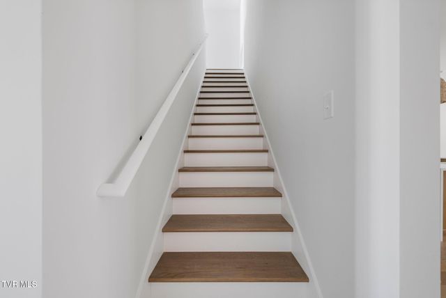 235 Winston Place, Johnson City, TN 37615