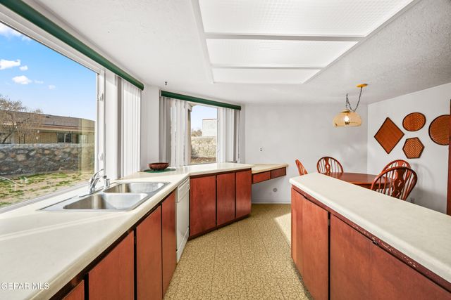 1417 MONTE NEGRO Drive, El Paso, TX 79935