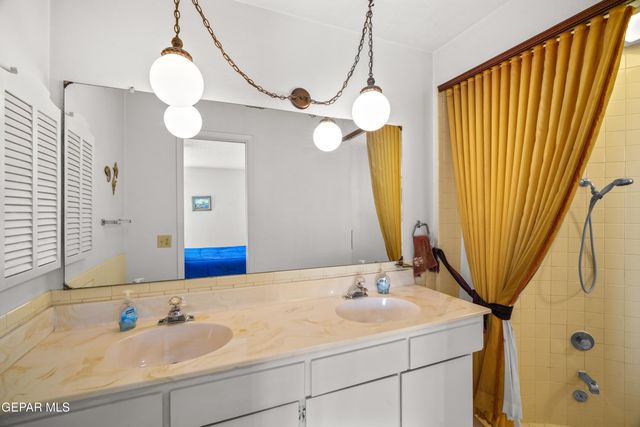 1417 MONTE NEGRO Drive, El Paso, TX 79935