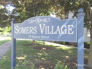19 Somers Street B8, Danbury, CT 06810