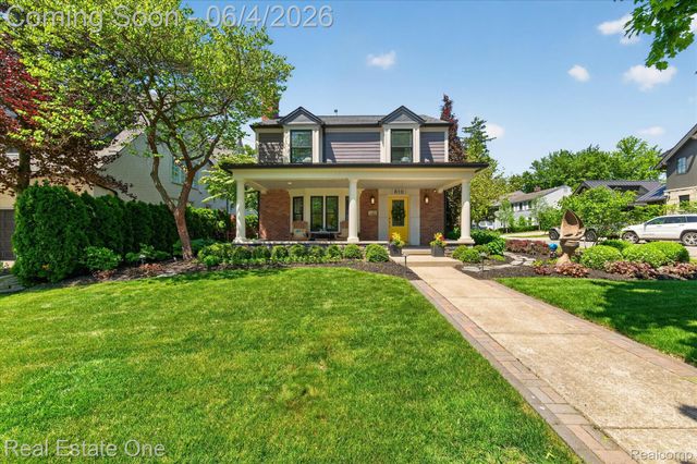 810 Harmon Avenue, Birmingham, MI 48009