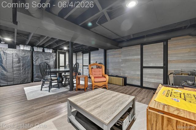 810 Harmon Avenue, Birmingham, MI 48009
