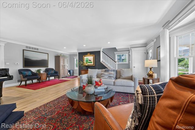 810 Harmon Avenue, Birmingham, MI 48009