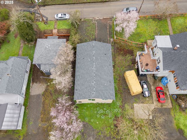 248 Se PITZER St, Roseburg, OR 97470