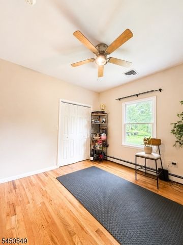 33 Harrison Rd, Pequannock Twp., NJ 07444