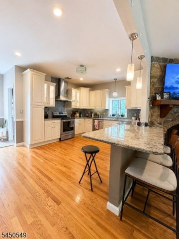 33 Harrison Rd, Pequannock Twp., NJ 07444