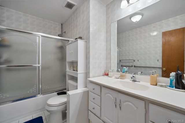 8414 Lefferts Boulevard, Kew Gardens, NY 11415