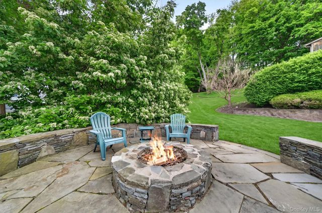 1 N Hudson Street, Chester, NY 10918
