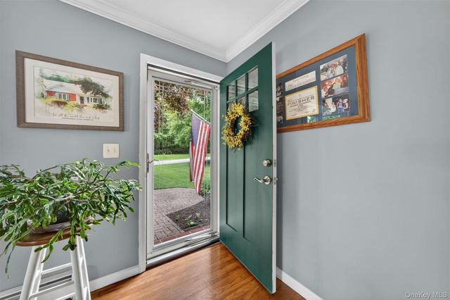 1 N Hudson Street, Chester, NY 10918