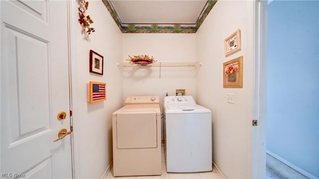 10500 W Ravine View Court, North Royalton, OH 44133