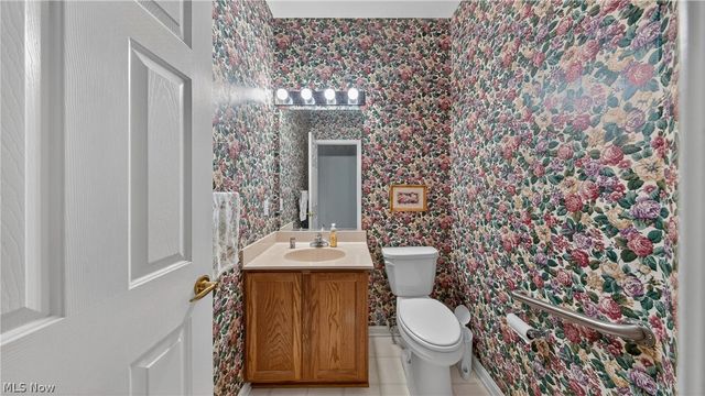 10500 W Ravine View Court, North Royalton, OH 44133