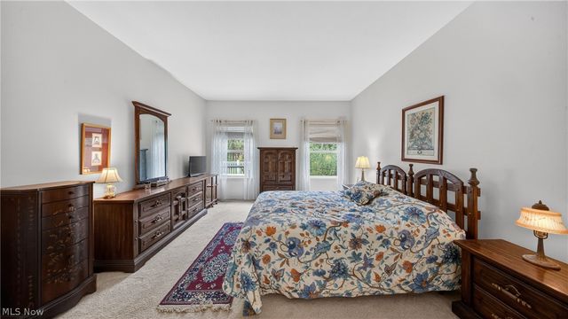 10500 W Ravine View Court, North Royalton, OH 44133