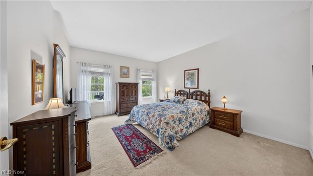 10500 W Ravine View Court, North Royalton, OH 44133