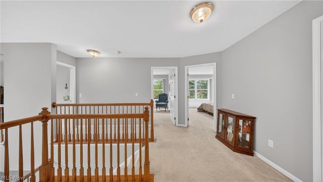 10500 W Ravine View Court, North Royalton, OH 44133