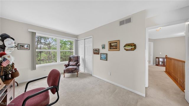 10500 W Ravine View Court, North Royalton, OH 44133