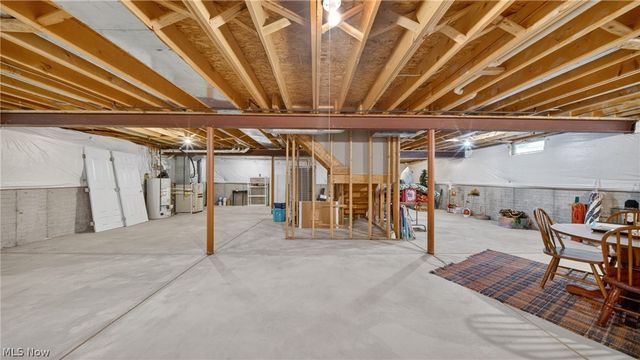 10500 W Ravine View Court, North Royalton, OH 44133