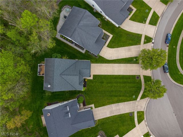 10500 W Ravine View Court, North Royalton, OH 44133