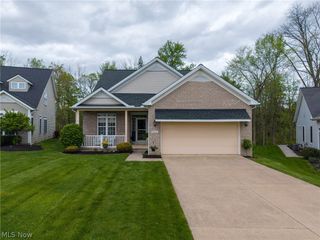 10500 W Ravine View Court, North Royalton, OH 44133
