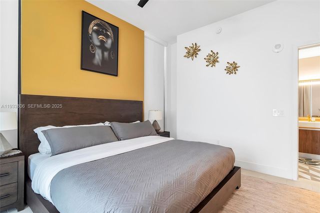 159 NE 6th St 5016, Miami, FL 33132