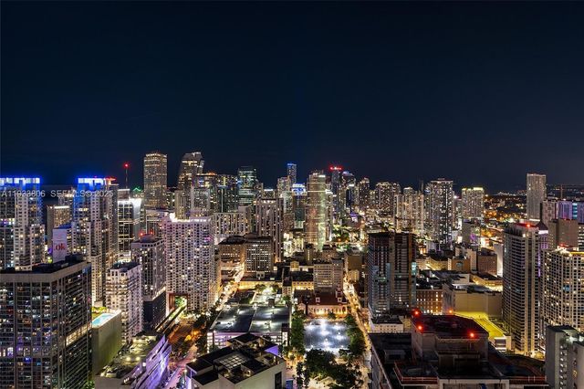 159 NE 6th St 5016, Miami, FL 33132