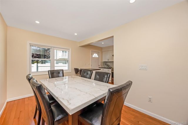 426 N Corona Avenue 7, Valley Stream, NY 11580