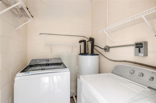 1520 NEWPORT AVENUE, Deland, FL 32724