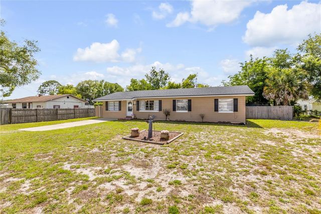 1520 NEWPORT AVENUE, Deland, FL 32724