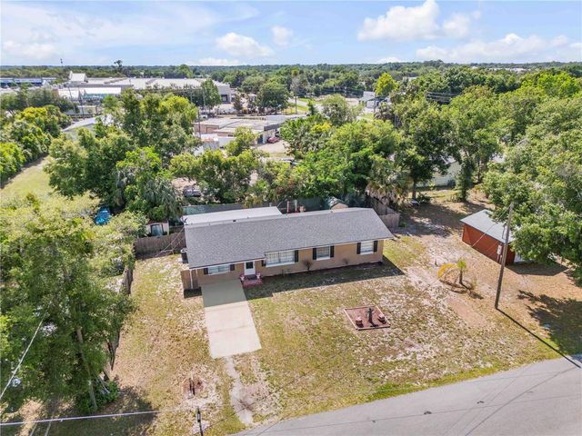 1520 NEWPORT AVENUE, Deland, FL 32724