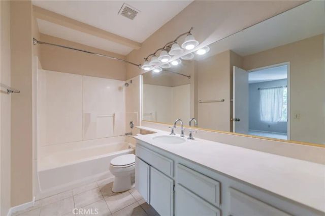 107 Oxford 34, Irvine, CA 92612