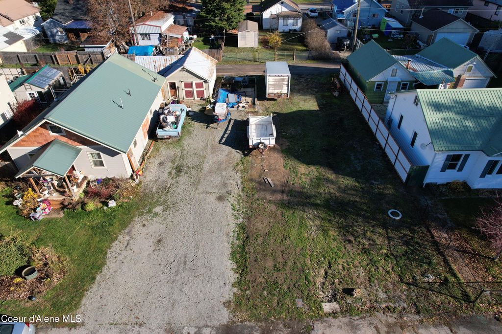 115 F St, Smelterville, ID 83868 photo 2