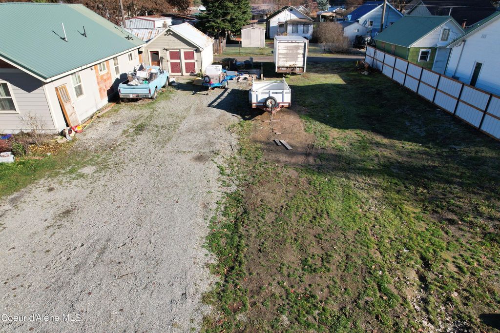 115 F St, Smelterville, ID 83868 photo 4