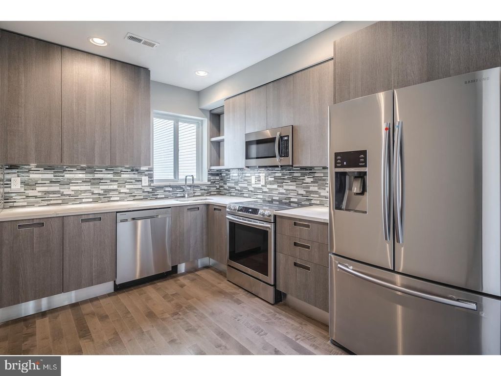 910 N 16TH ST #C, PHILADELPHIA, PA 19130 — photo 5