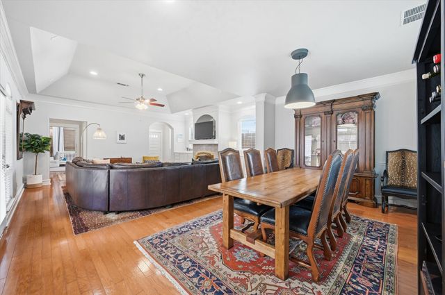 3332 W 4th Street, Fort Worth, TX 76107