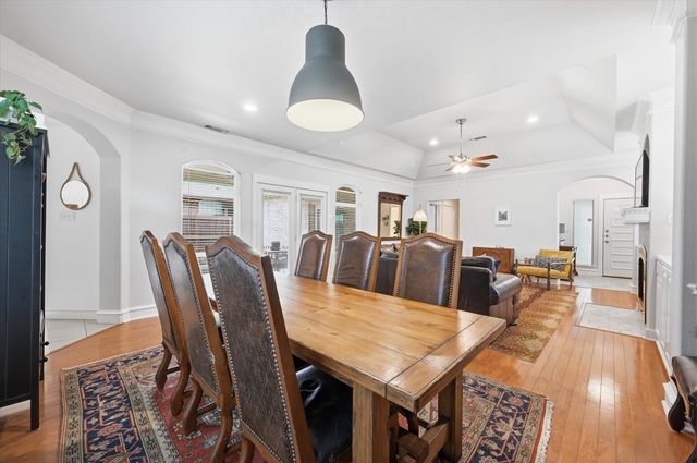 3332 W 4th Street, Fort Worth, TX 76107