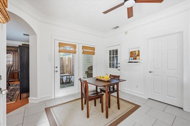 3332 W 4th Street, Fort Worth, TX 76107