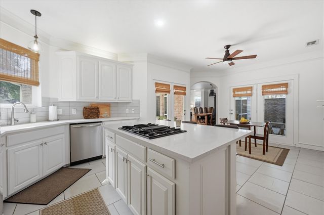 3332 W 4th Street, Fort Worth, TX 76107