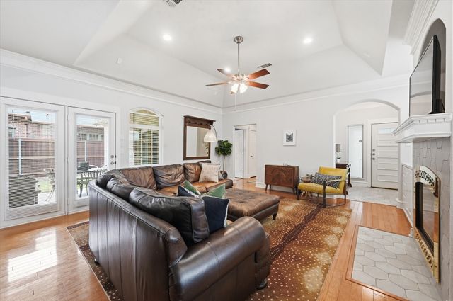 3332 W 4th Street, Fort Worth, TX 76107