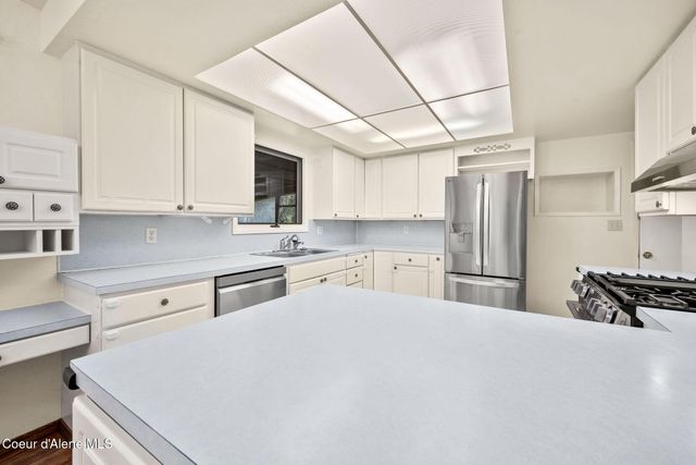 3024 N 19th ST, Coeur D'alene, ID 83815