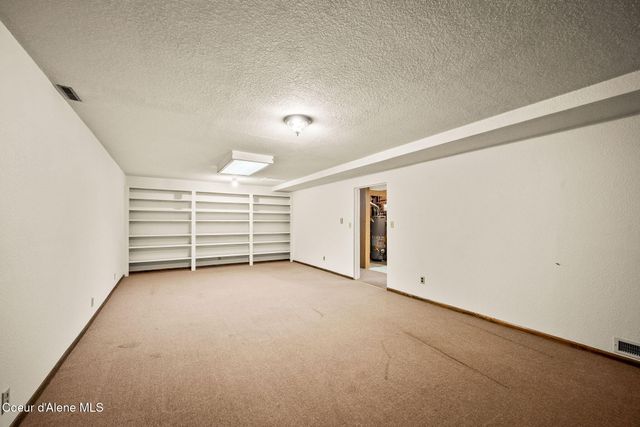 3024 N 19th ST, Coeur D'alene, ID 83815