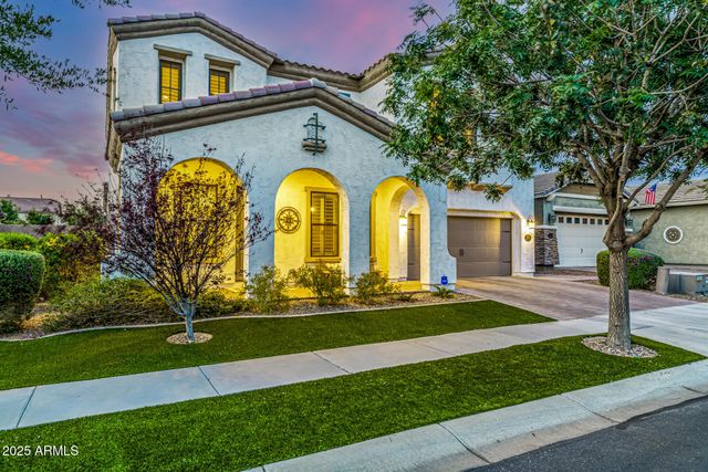 10658 E MESETO Avenue, Mesa, AZ 85209