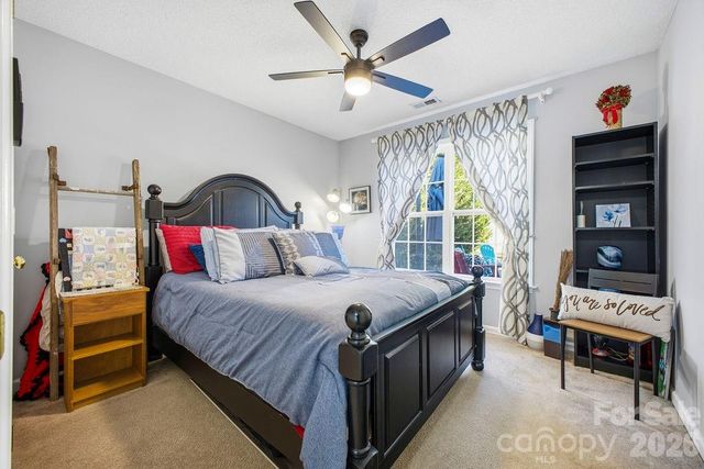 109 N Sunberry Trail, Fletcher, NC 28732