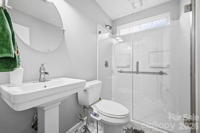 109 N Sunberry Trail, Fletcher, NC 28732