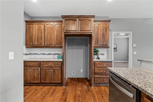 4916 141st Terrace, Basehor, KS 66007
